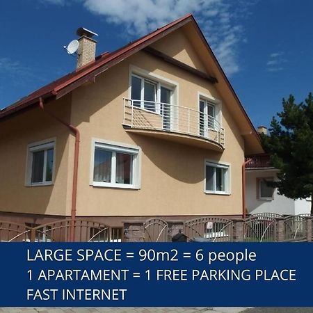 Liptovský Mikuláš Apartment Amy מראה חיצוני תמונה
